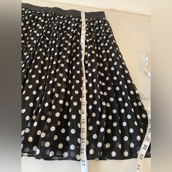 SOHO Black Polka Dot Skirt. Size XL - Picture 5 of 6